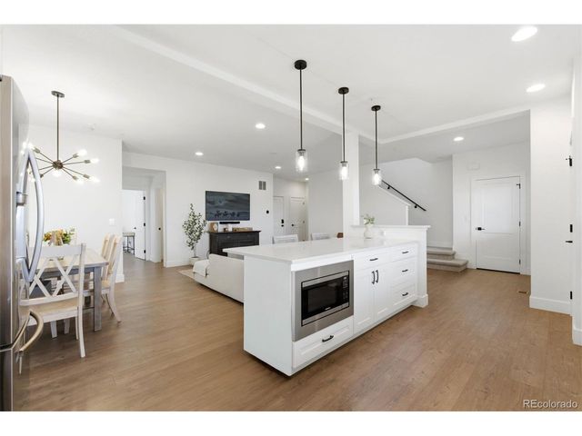 363 East St, Louisville, CO 80027