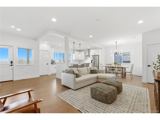 363 East St, Louisville, CO 80027