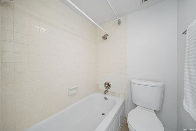 8702 Village Dr Apt 406, San Antonio, TX 78217