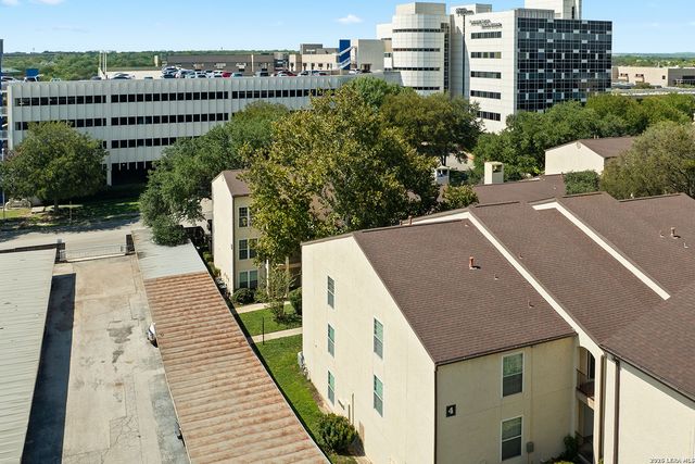 8702 Village Dr Apt 406, San Antonio, TX 78217