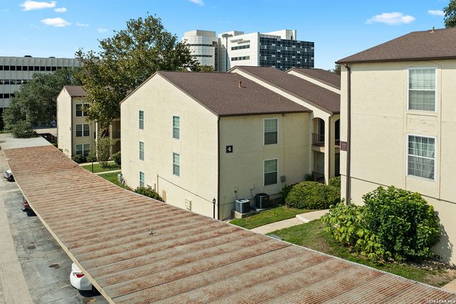 8702 Village Dr Apt 406, San Antonio, TX 78217