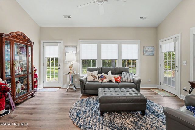 650 Grovewood Lane SE, Bolivia, NC 28422