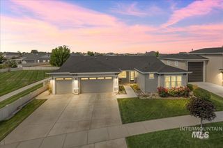 5561 W Torana Dr, Meridian, ID 83646