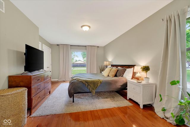 5215 E 62nd Street, Indianapolis, IN 46220