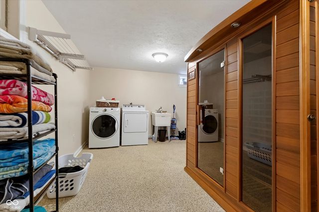 5215 E 62nd Street, Indianapolis, IN 46220