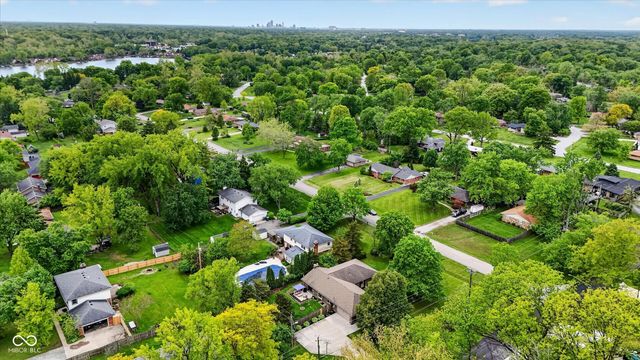 5215 E 62nd Street, Indianapolis, IN 46220
