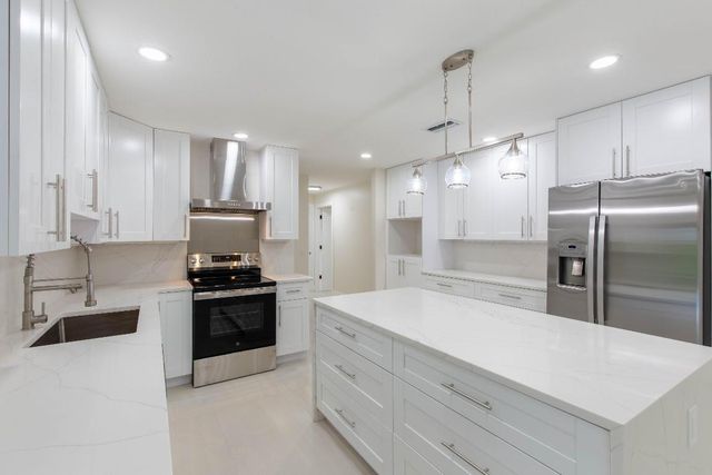 1205 Longlea Terrace, Wellington, FL 33414