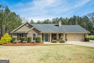 141 Spetchley Way, Bogart, GA 30622