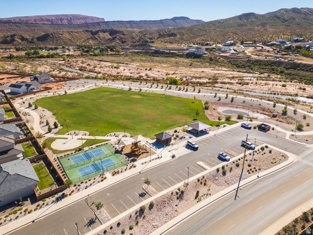 342 S WATER COURSE DR, Washington, UT 84780