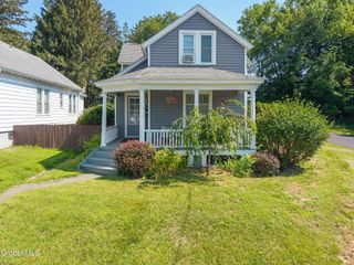 158 S Lake Avenue, Brunswick, NY 12180
