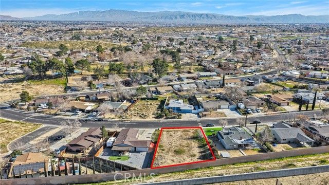 15860 La Paz, Victorville, CA 92395