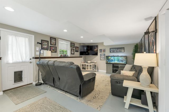 98 Eaton Road, Pittsfield, NH 03263