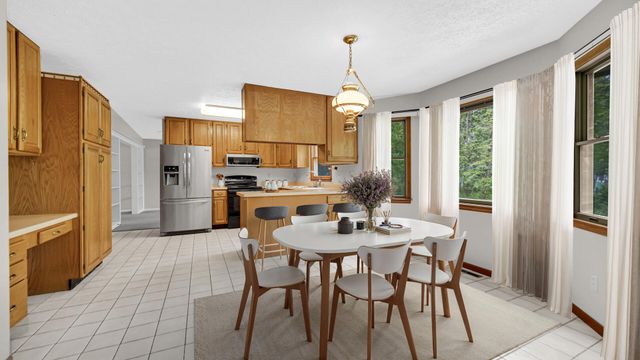 947 Sandpiper Drive, Chesterton, IN 46304