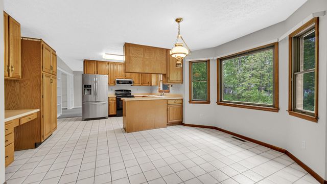 947 Sandpiper Drive, Chesterton, IN 46304