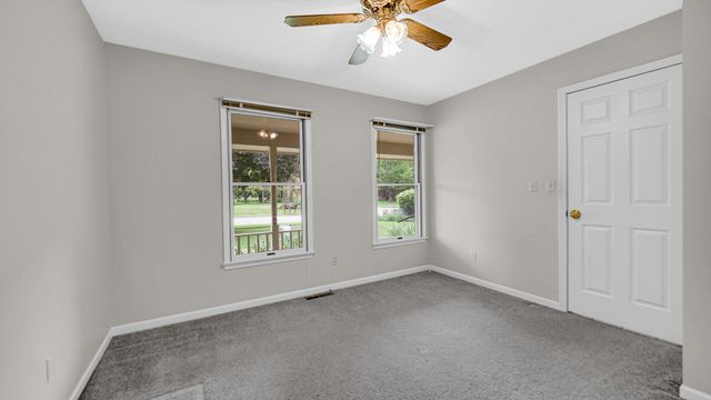 947 Sandpiper Drive, Chesterton, IN 46304