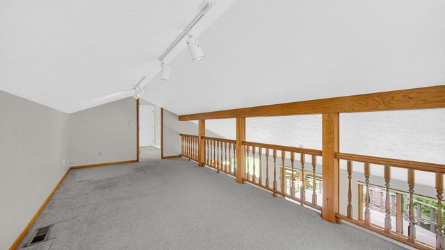 947 Sandpiper Drive, Chesterton, IN 46304
