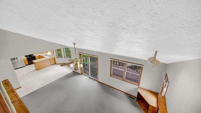 947 Sandpiper Drive, Chesterton, IN 46304