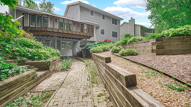 947 Sandpiper Drive, Chesterton, IN 46304