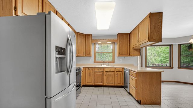 947 Sandpiper Drive, Chesterton, IN 46304
