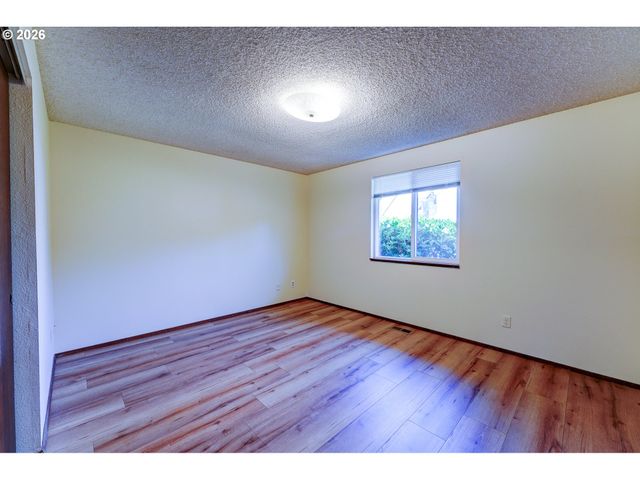 1401 Se 130TH Ave, Portland, OR 97233