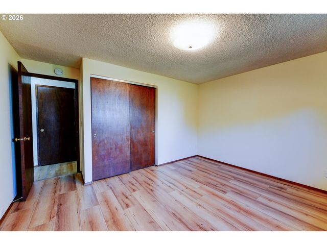 1401 Se 130TH Ave, Portland, OR 97233