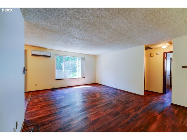 1401 Se 130TH Ave, Portland, OR 97233