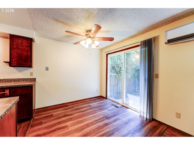 1401 Se 130TH Ave, Portland, OR 97233