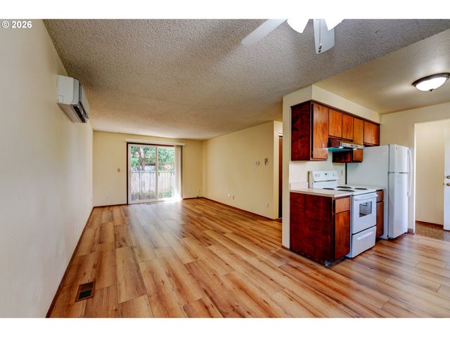1401 Se 130TH Ave, Portland, OR 97233