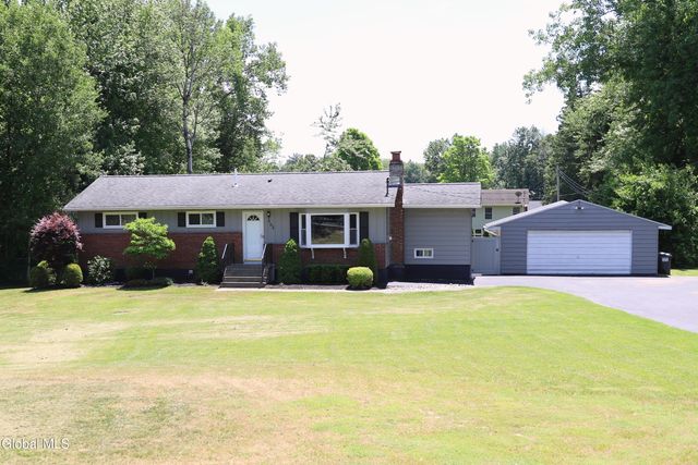 464 Grooms Road, Clifton Park, NY 12065