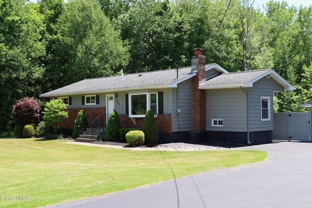 464 Grooms Road, Clifton Park, NY 12065