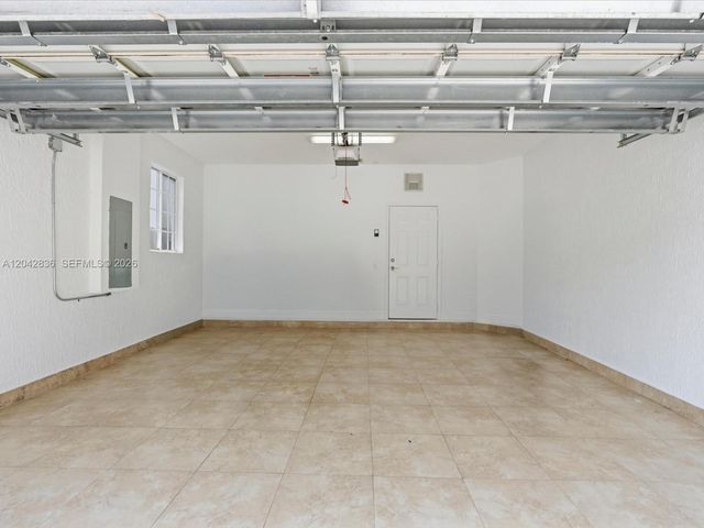 11274 NW 43rd Terrace, Doral, FL 33178