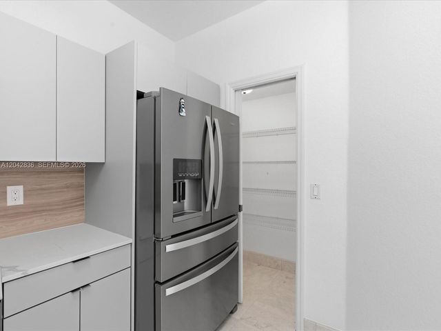 11274 NW 43rd Terrace, Doral, FL 33178