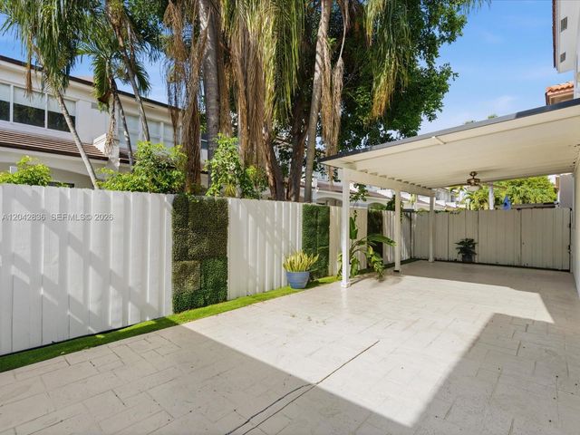11274 NW 43rd Terrace, Doral, FL 33178