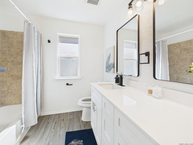 4526 Harrisburg, San Antonio, TX 78223