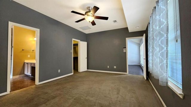 1805 Oak Hollow Drive W, Pearland, TX 77581