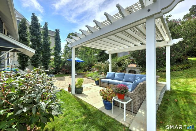 68 Hillside Avenue, Milford, CT 06460