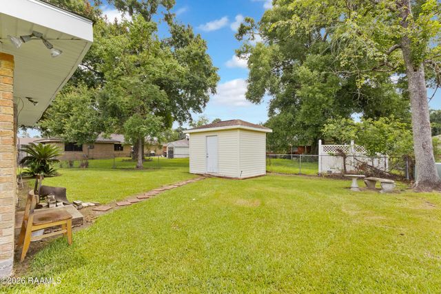 165 Radcliffe Drive, Lafayette, LA 70501