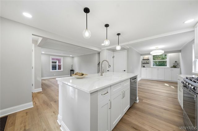 384 Huxley Drive, Amherst, NY 14225