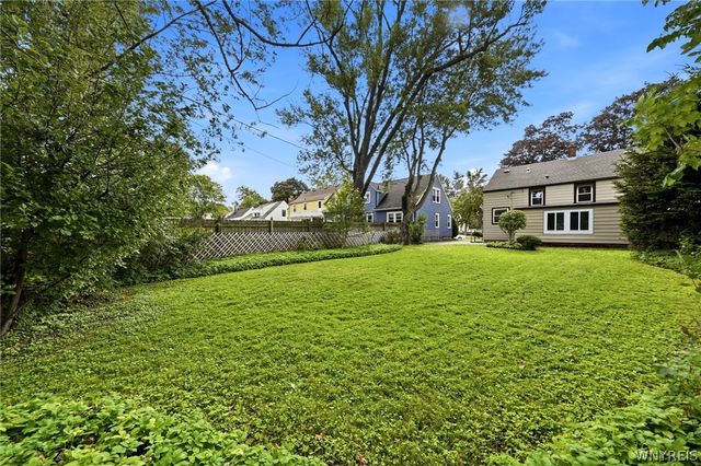 384 Huxley Drive, Amherst, NY 14225