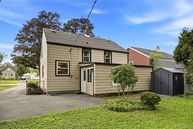 384 Huxley Drive, Amherst, NY 14225