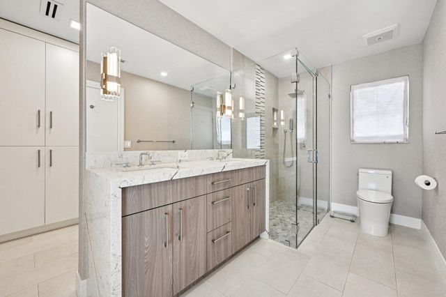240 30th Street, West Palm Beach, FL 33407