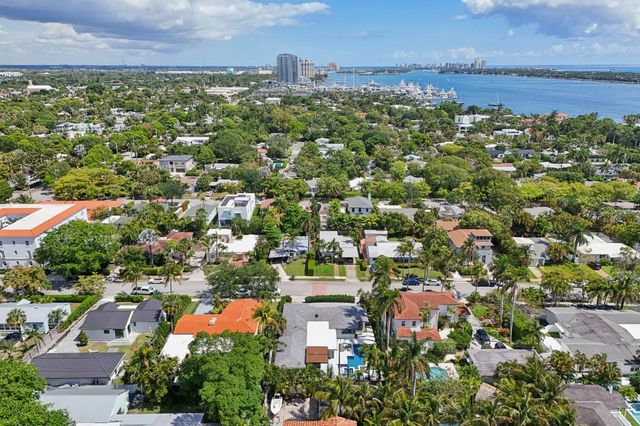240 30th Street, West Palm Beach, FL 33407