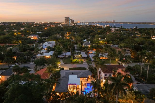 240 30th Street, West Palm Beach, FL 33407