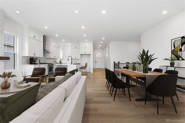 11112 Amber Light Circle, Littleton, CO 80125