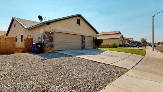 13525 Evanston Street, Victorville, CA 92392