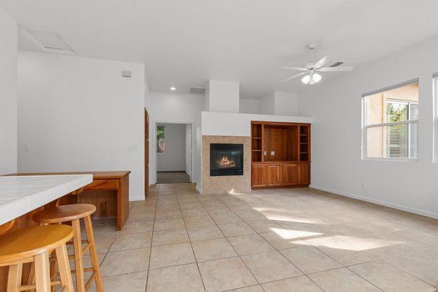 15 Jorgi Ct, Sacramento, CA 95833