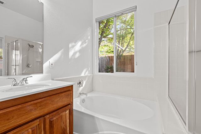 15 Jorgi Ct, Sacramento, CA 95833