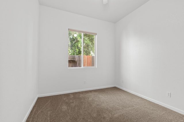 15 Jorgi Ct, Sacramento, CA 95833