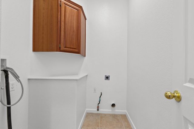 15 Jorgi Ct, Sacramento, CA 95833