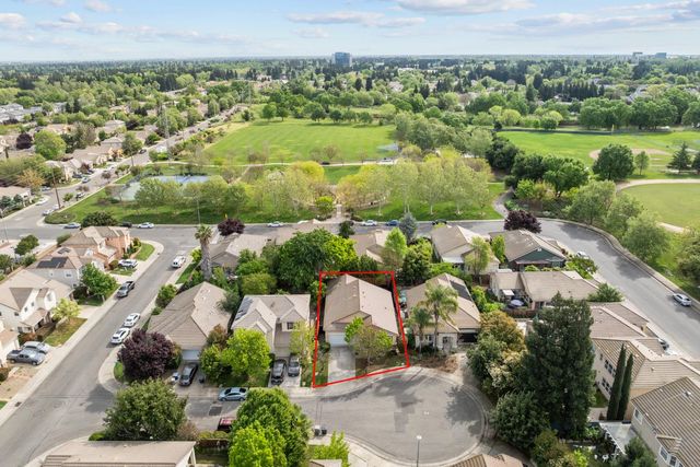 15 Jorgi Ct, Sacramento, CA 95833